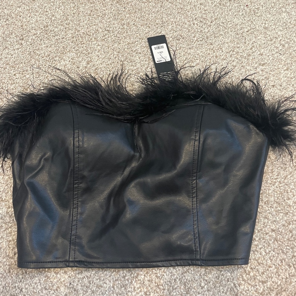 Fashion Nova Feather Lined Crop Top (Size S)